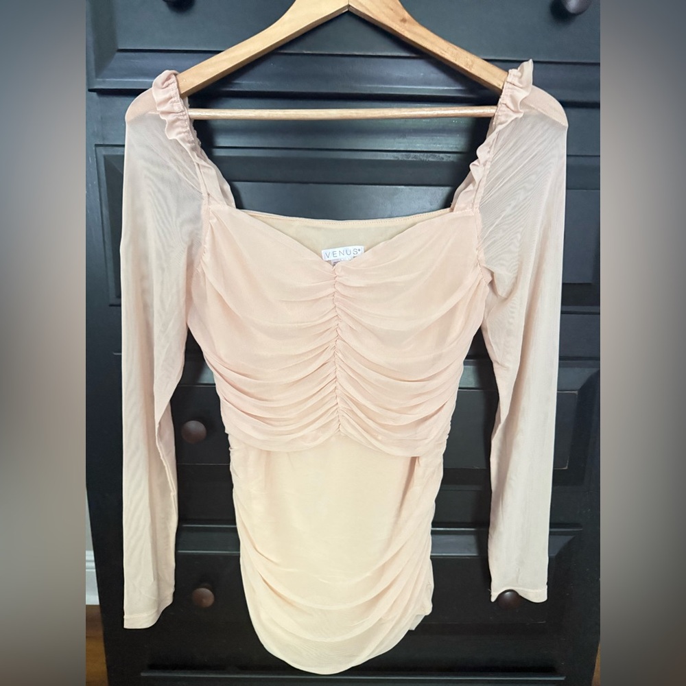 VENUS Blush Ruched Mesh Off-Shoulder Top – Romantic Spring/Summer Style